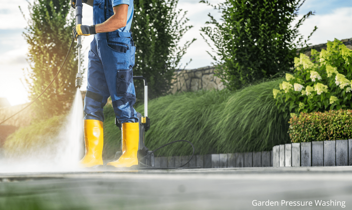 Hochdruckreinigung im Garten – gründliche Reinigung von Terrassen, Wegen und Möbeln für ein gepflegtes Ambiente.